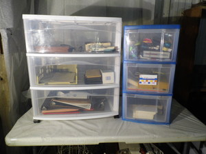 2 Stackable Storage Items