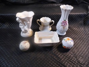 Assorted Vintage Porcelain Collectables