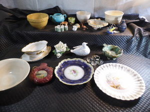Assorted Vintage Collectables