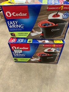 Lot of 2 O Cedar Easy Wring Mops customer returns see pictures