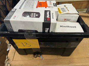 Lot of assorted Kwikset Smart door locks various models and conditions customer Return review Pictures