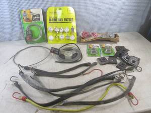 (EW3) Lot of Misc - Bungee Cords, B...