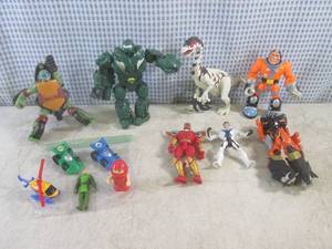 (CS) Assorted Toy Figures...