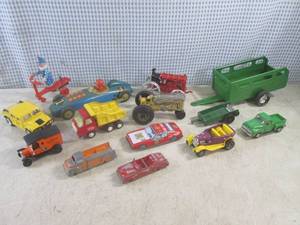 (EW3) Assorted Vintage Cars Trucks ...