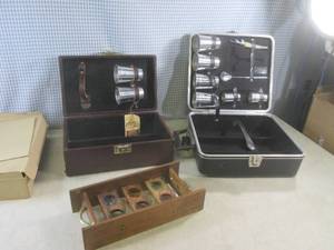(D-2) 2 Vintage Travel Bar Cases wi...