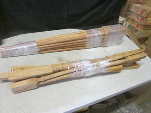 (RM1) Bundle of 15 New Wood Spindle...