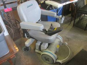 (FRNT) Hoveround MPV5 Power Wheelch...