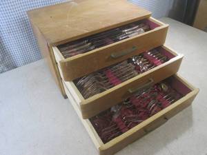 (BSB) Vintage Silverware Set in Woo...