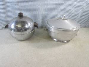 (A-1) 2 Vintage HotCold Servers...