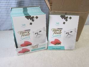 (BS) 10 Boxes Purina Fancy Feast Tu...