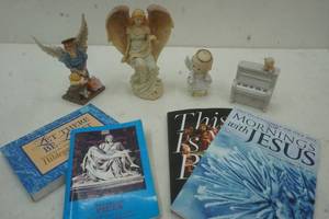 lot 184 image: Angel Lot with Figurines and Books