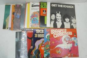 lot 221 image: Vintage Vinyl Albums