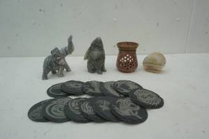 lot 226 image: Marble Decor Lot