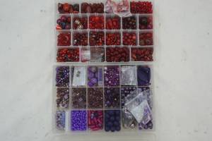 lot 342 image: Red and Purple Bead Lot