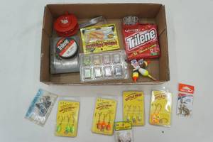 lot 15 image: fishing tackle