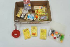 lot 16 image: fishing tackle
