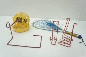 lot 19 image: jig stick holders