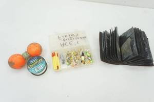 lot 25 image: fishing tackle