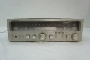 lot 111 image: Sanyo receiver