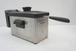 lot 113 image: deep fryer