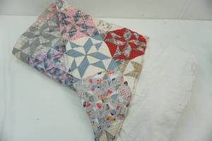 lot 155 image: antique quilt