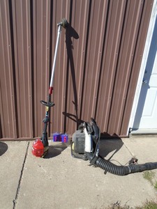 Echo back pack blower & Craftsman weed trimmer for parts or repair. As shown.