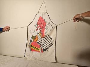 lot 71 image: Grill Director Vintage Aprin