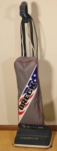 lot 113 image: Oreck XL Vacuum Cleaner - XL2320RH