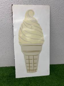 lot 19 image: Ice Cream Cone 2 Sided Metal Sign 16 x 32