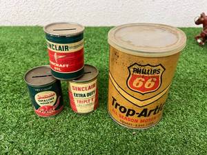 lot 24 image: Sinclair Oil Can Coin Banks & Phillips 66 Puzzle in Can