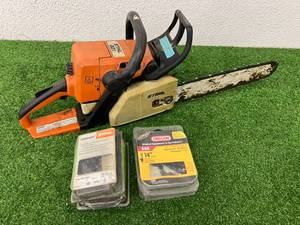 lot 46 image: Stihl 021 Chain Saw & Blades