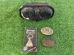 lot 72 image: Belt Buckles, Copenhagen Chain & Bell Alarm