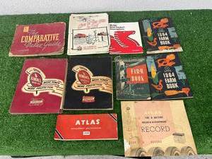 lot 85 image: Booklets - Kendall Oil, Cities Service, Atlas & Mobil