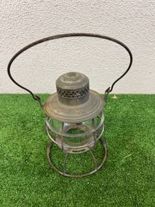 lot 93 image: Northern Pacific Rail Road Lantern - Incomplete
