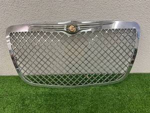 lot 101 image: Chrysler Grill