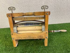 lot 188 image: Vintage Wringer