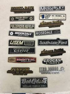 lot 206 image: Auto Dealer Car Badges