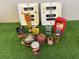 lot 239 image: Oil Can Radio, Gas Pump Faces & Mixed Collectibles