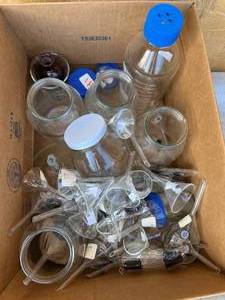 lot 11 image: Assorted Glassware Box