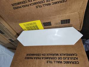 11 boxes matte arctic white picket tile