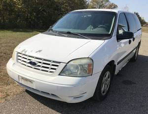 2004 Ford Freestar S