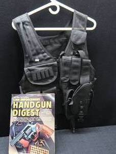 lot 55 image: TACTICAL VEST