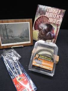 lot 60 image: TURKEY LOVERS LOT