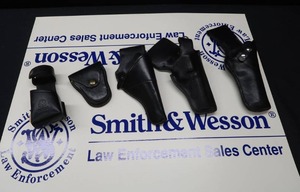 lot 82 image: LAW ENFORCEMENT LOT
