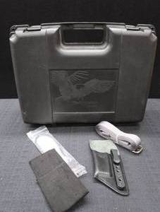 lot 91 image: HARD PISTOL CASE