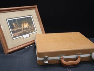 lot 110 image: HARD SIDED GUN CASE  SCOPE PLUS