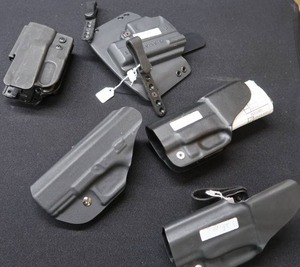 lot 149 image: GLOCK HOLSTERS