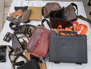 lot 156 image: VINTAGE LEATHER LOT