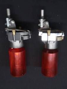 lot 161 image: SET OF 2 LEE PRO AUTO DISK POWDER MEASURE