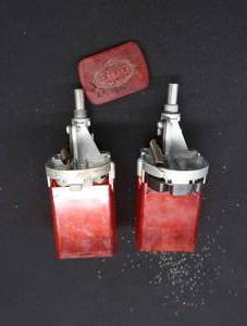 lot 163 image: LOT OF 2 LEE PRECISION PRO AUTO DISK POWDER MEASURE